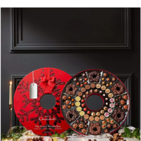 The Grand Wreath Box chocolat